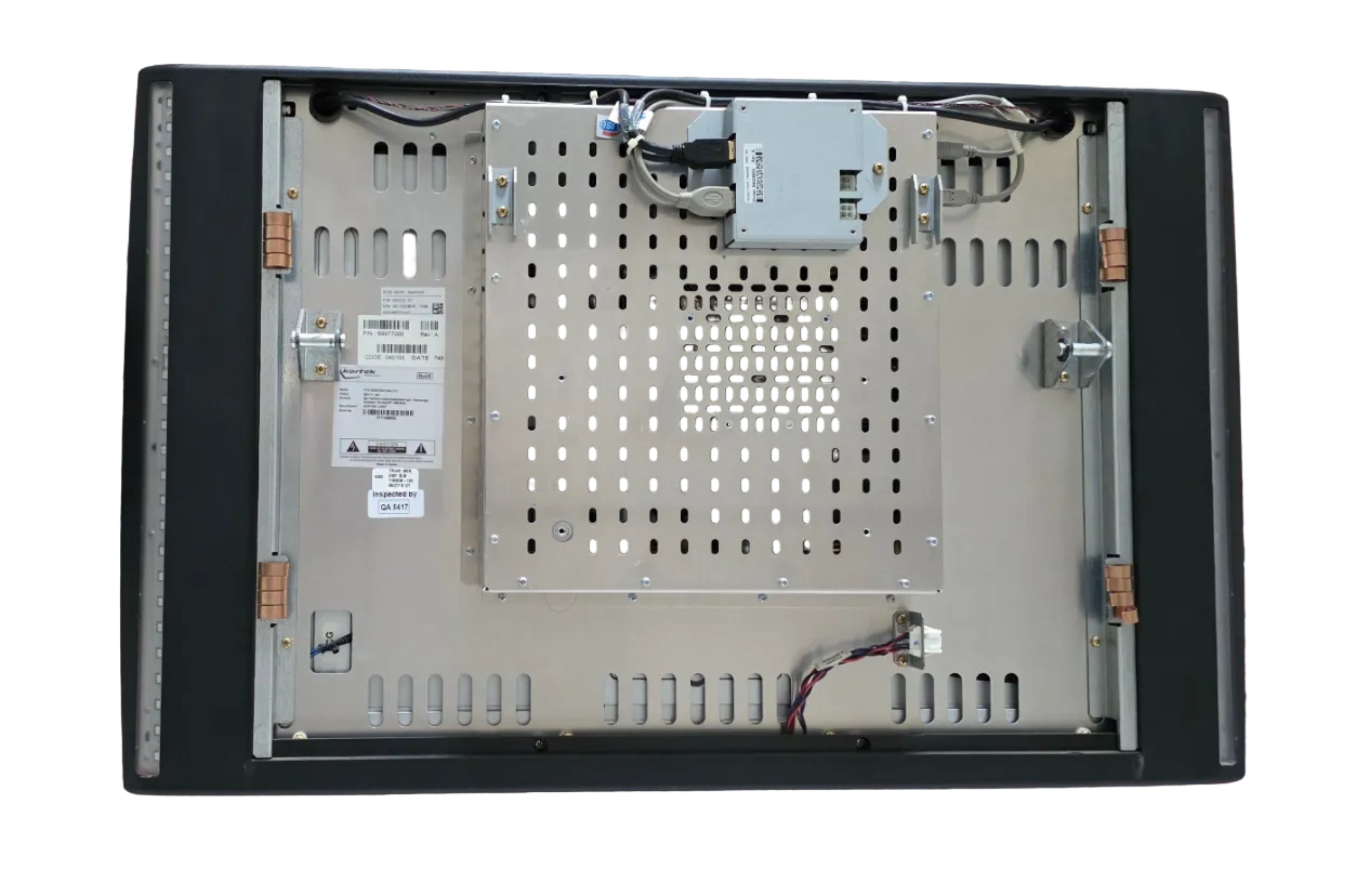 IGT CrystalCurve Ultra and TRUE 4D LCD Monitor 32".